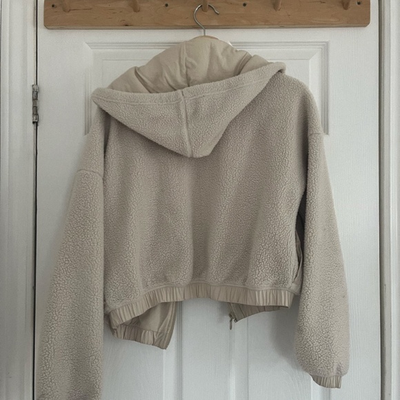 Aerie cropped fleece hoody - Picture 3 of 3